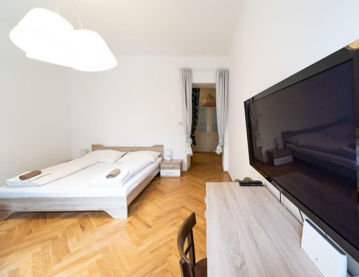 Prater Studio Next Fair, Un, Wu And City Center Apartment Vienna Luaran gambar