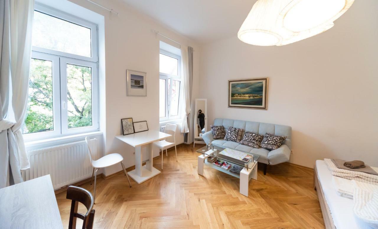 Prater Studio Next Fair, Un, Wu And City Center Apartment Vienna Luaran gambar
