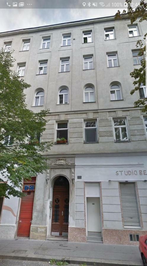 Prater Studio Next Fair, Un, Wu And City Center Apartment Vienna Luaran gambar